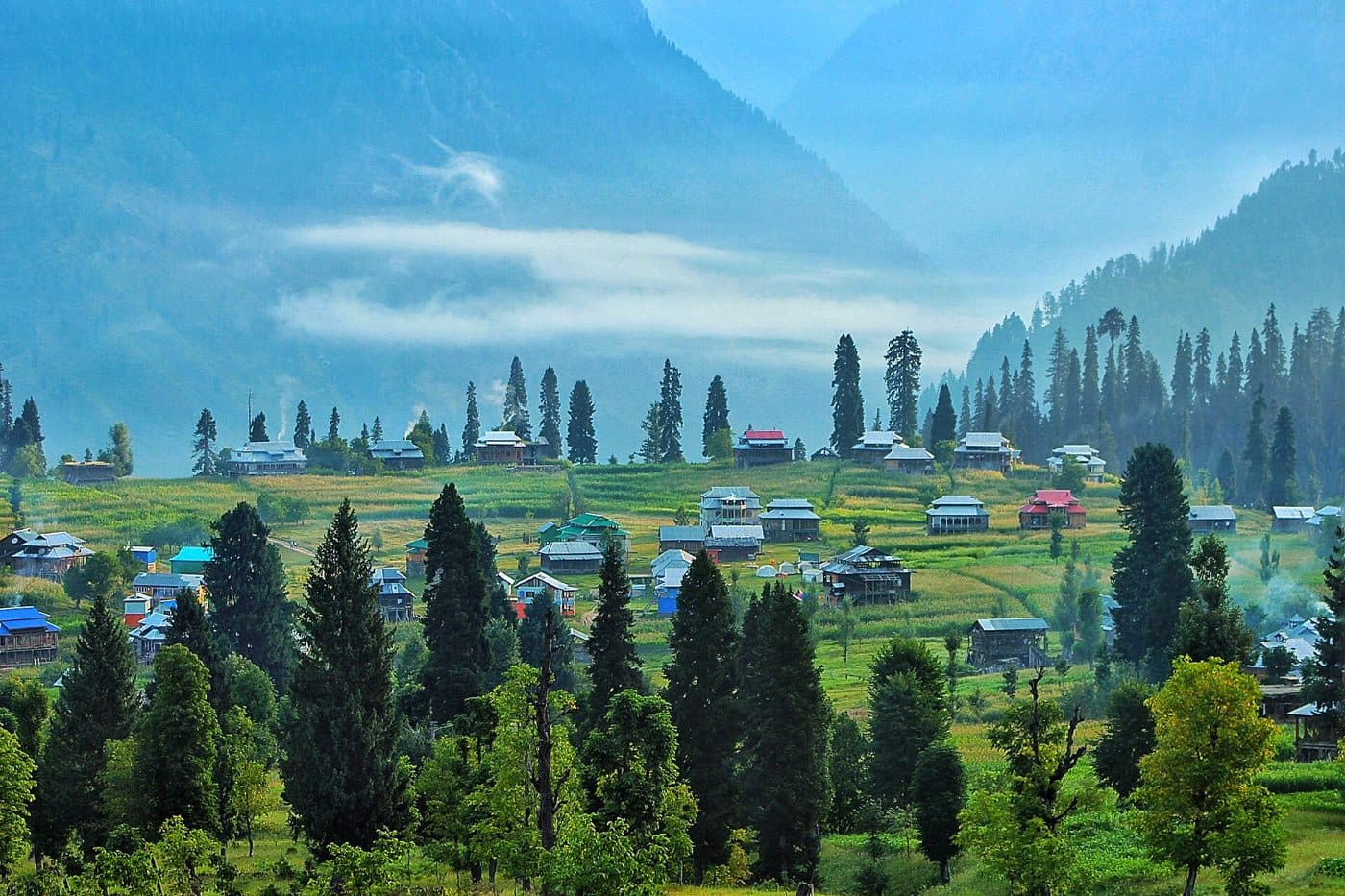 Morning light at Arang Kel.