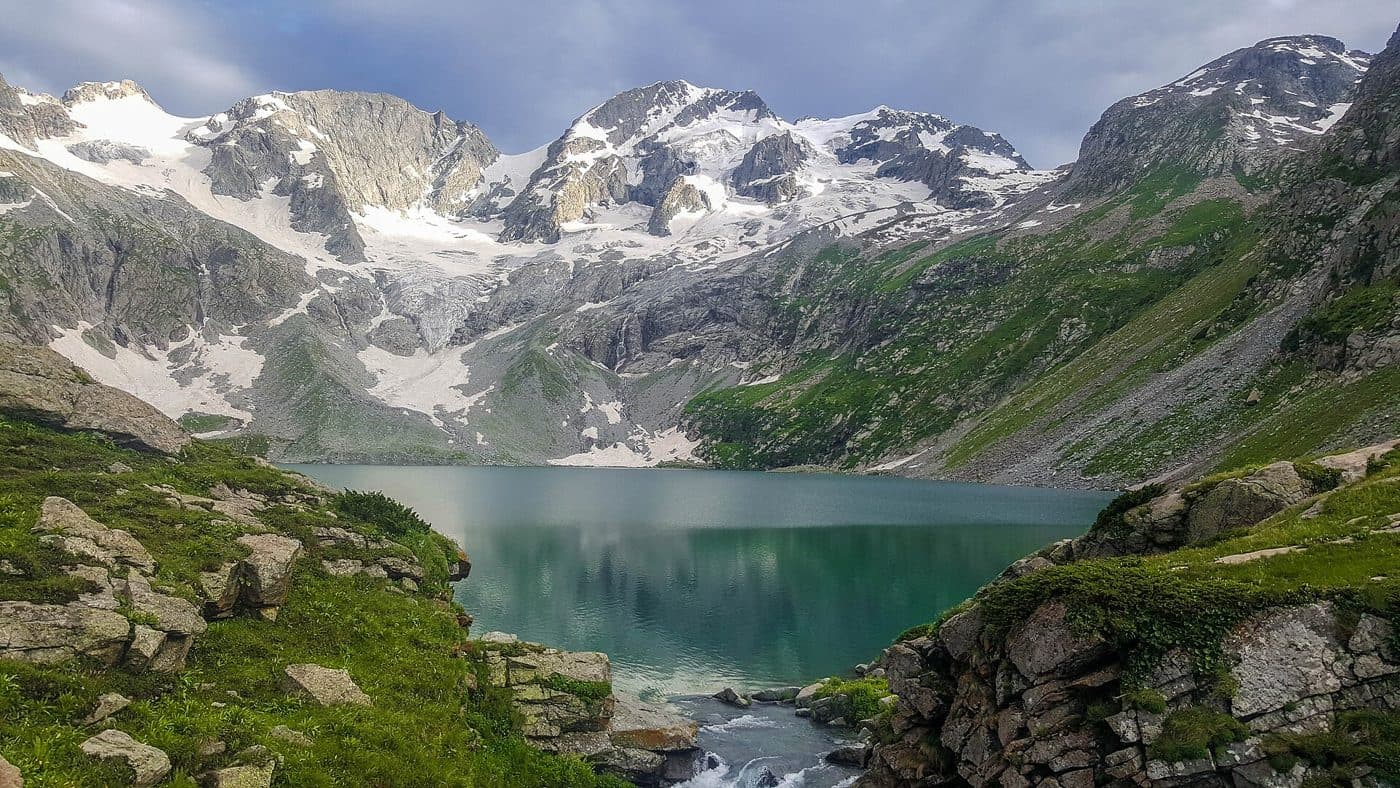 Katora Lake above Jahaz Banda.